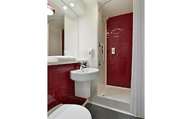 Travelodge Woking Central